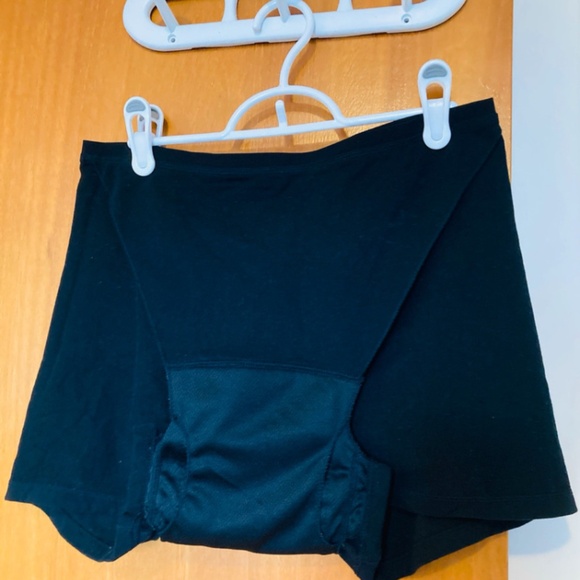 💎 1X Boyshort Menstrual Underwear - Like New - Picture 5 of 12